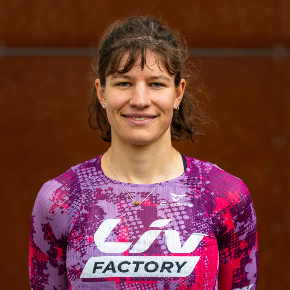 BLÖCHLINGER Ronja